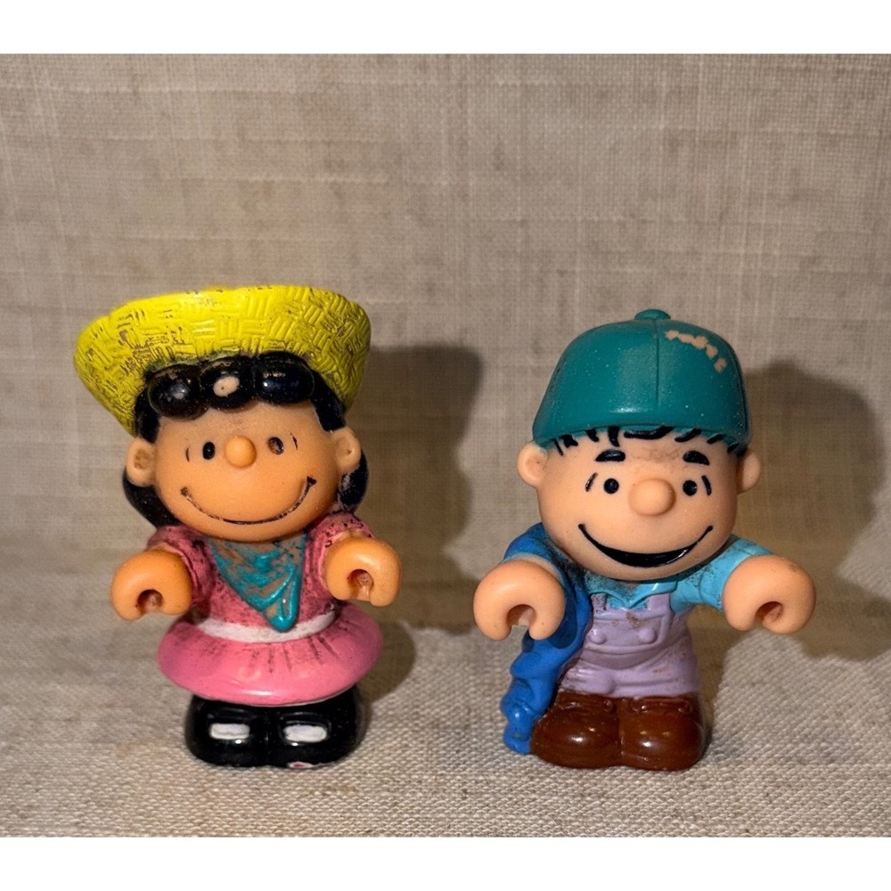 2 Vintage Toy Peanuts Lucy and Linus Farm Figures Pink Dress Overalls